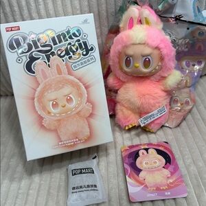 LOYALTY - Big Into Energy Labubu.New.Pink & yellow.Box and bag opened to verify.